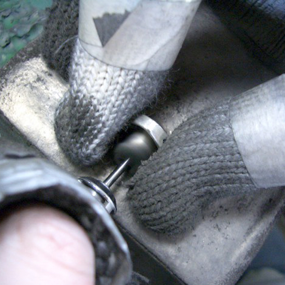 リューターでの磨き加工