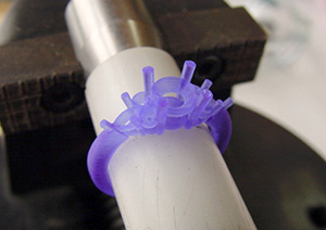 光造形装置で製作された樹脂