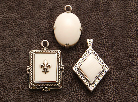 貴金属と象牙パーツの融合デザイン